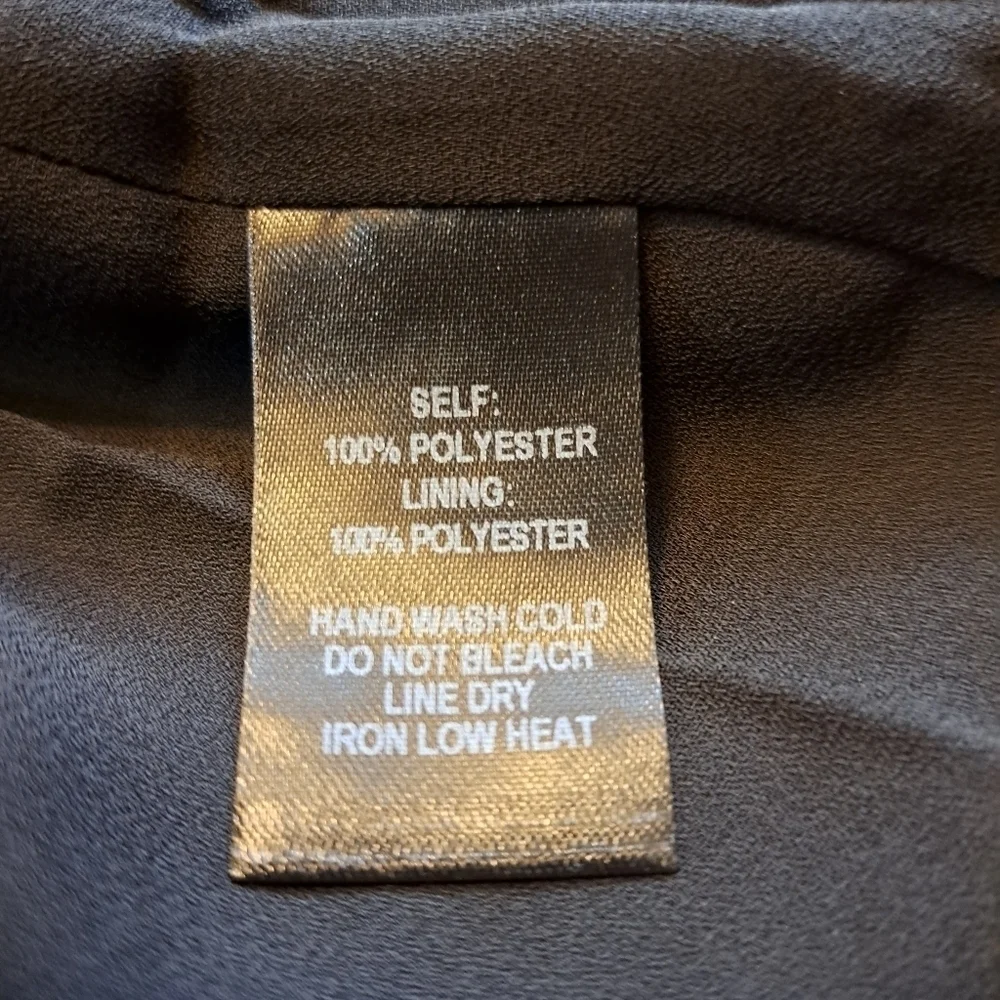 NWT Lulus Black Floral  Wrap Dress  Size M - Picture 9 of 9